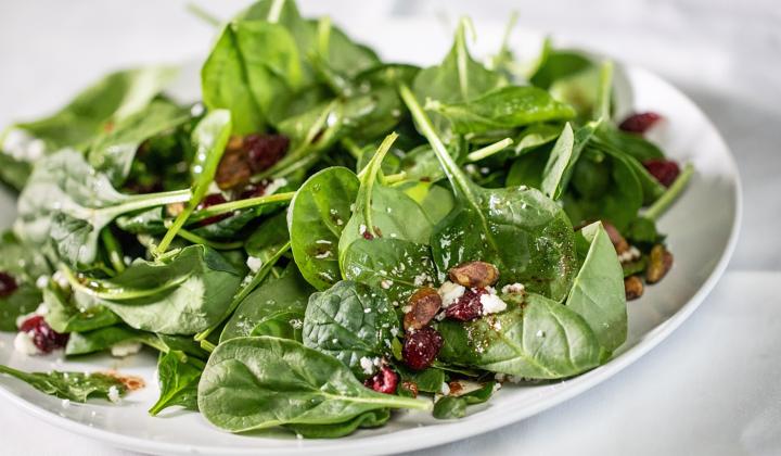 Pistachio and Spinach Salad